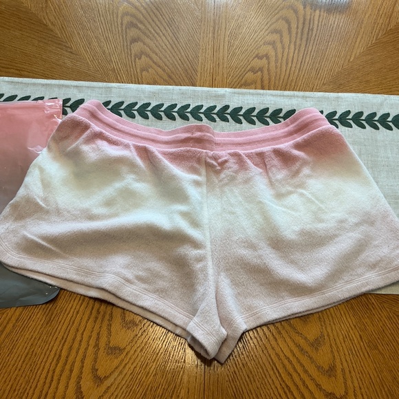 NWT FEAT Madison Prewett WARM Blanket Blend Fleece Ombré Tye Die Women’s Shorts - Picture 2 of 5